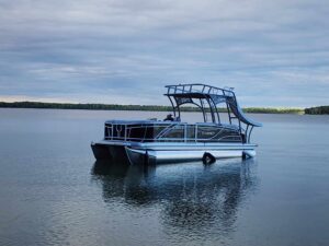 things to do in Traverse city, pontoon rental